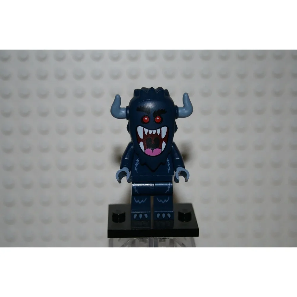 LEGO Series 27 Bogeyman Minifigure col27-8 with Boo Book